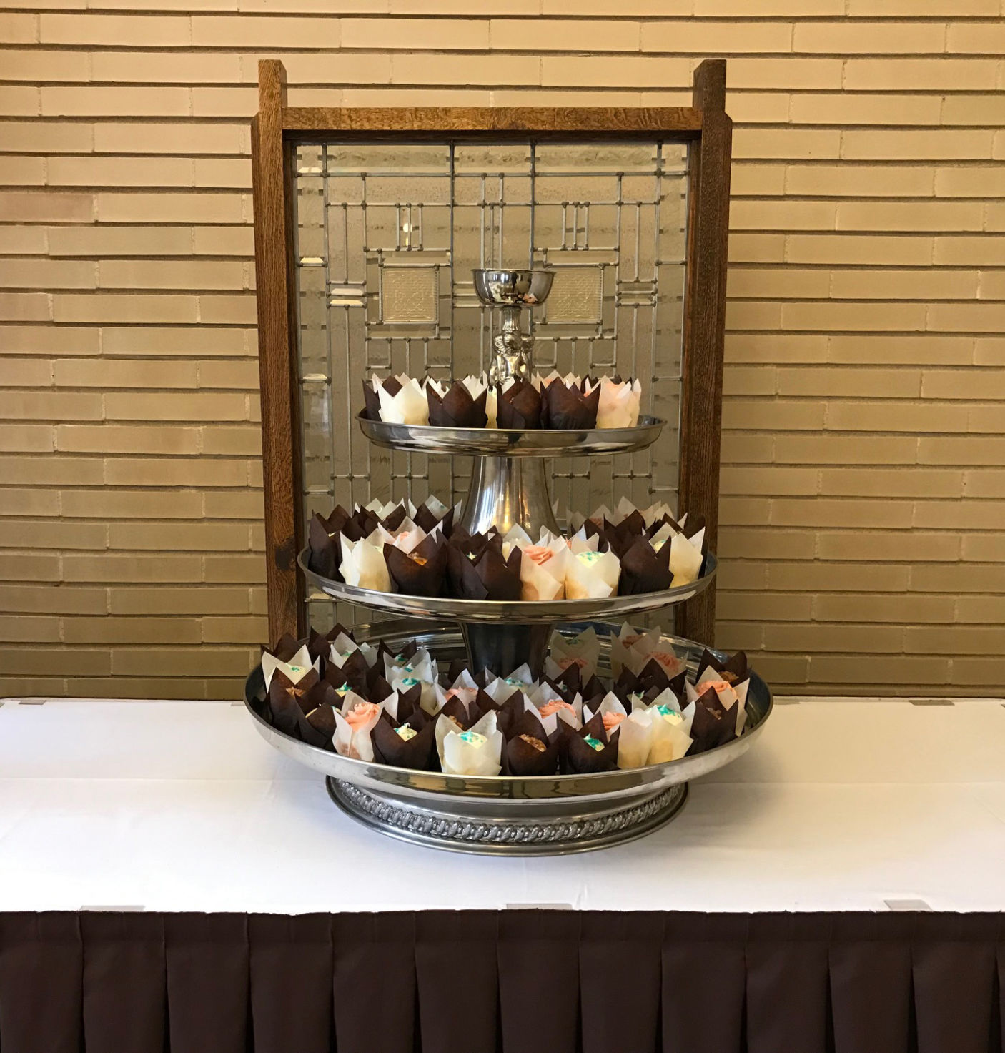 Honorees and guests were served lunch and cupcakes